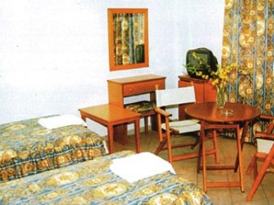 Iris Hotel Nea Kallikrateia Bagian luar foto